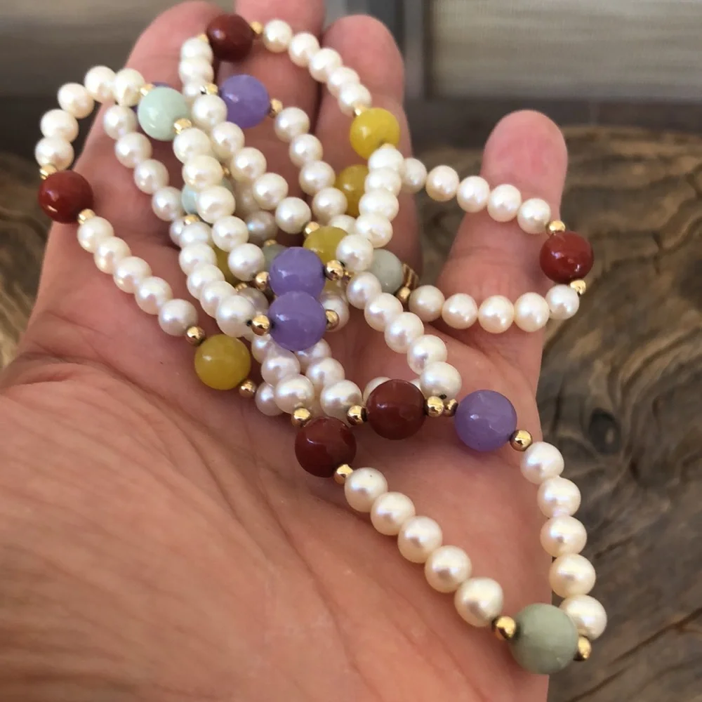 Vintage 14k Gold Colors of Jade Pearl Bead Necklace